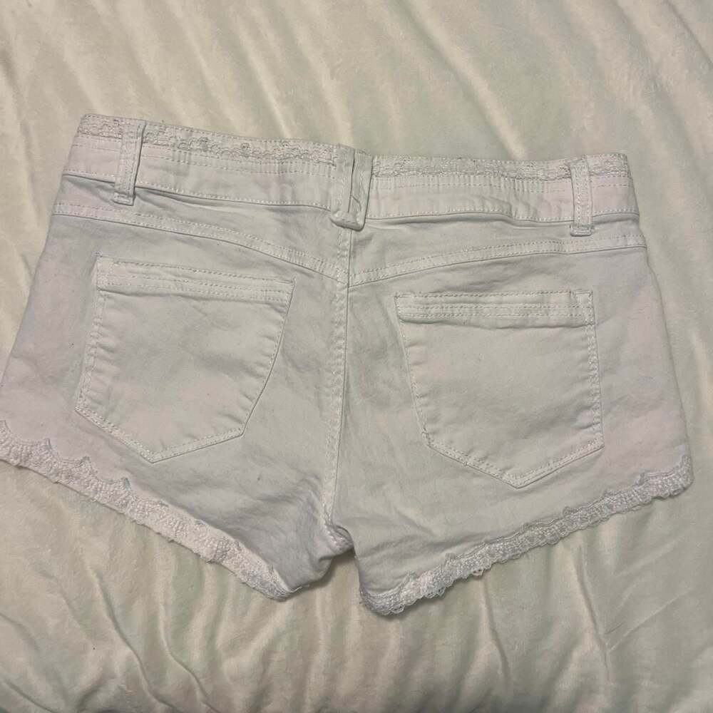 Rewind Low Rise Lace Trim White Denim Micro Mini Shorts - Picture 3 of 5